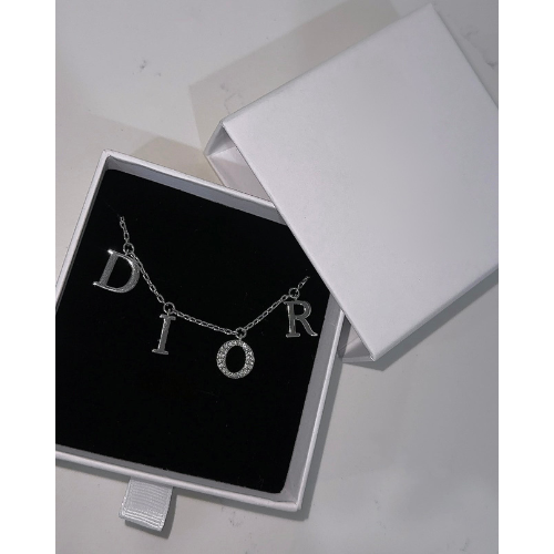 DC Necklace l Silver